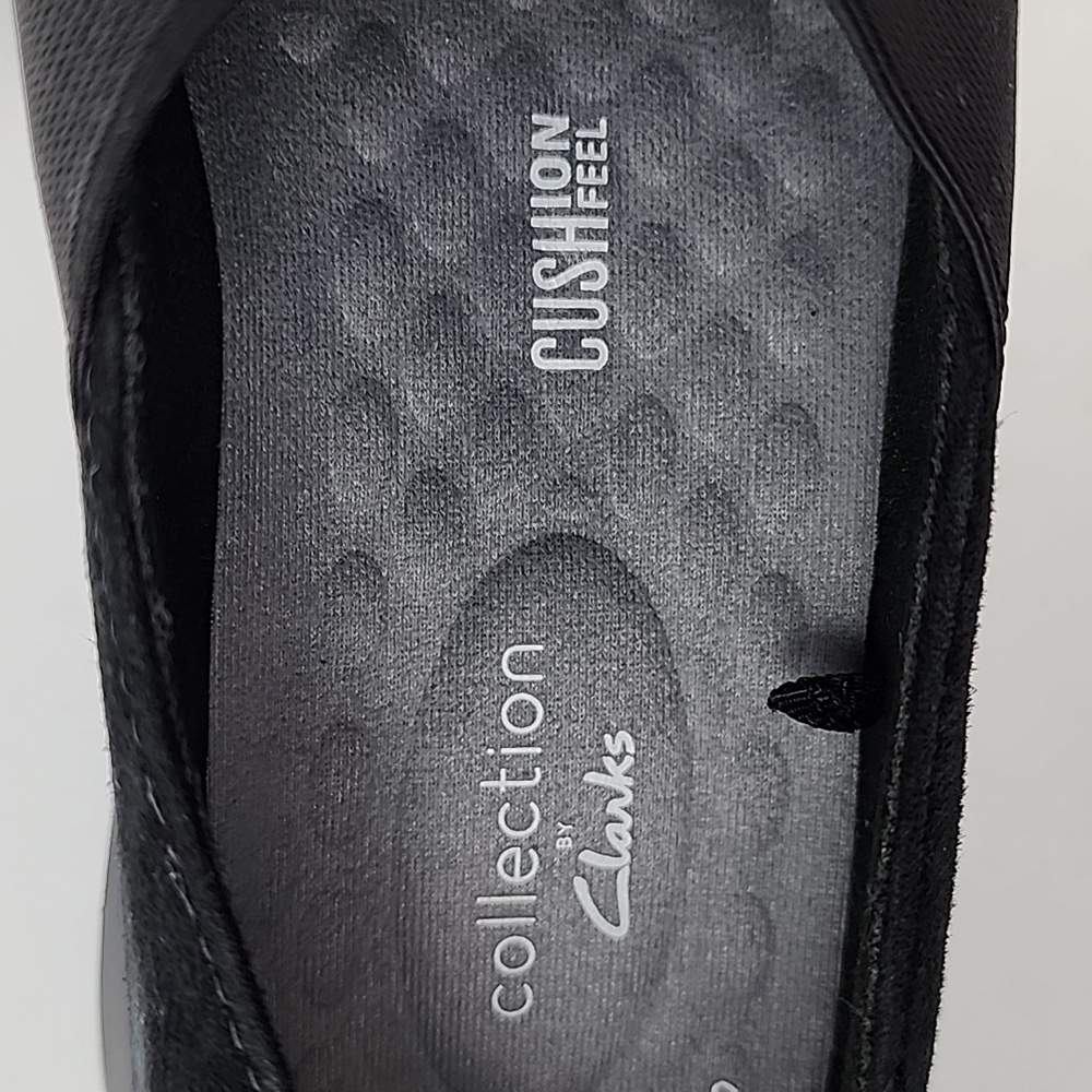 Clarks Women's Kayleigh Suede Cushion Feel Slip On Casual Flats Black 7.5M - Picture 11 of 15